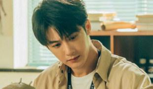 가수 단건차(Tan Jian…